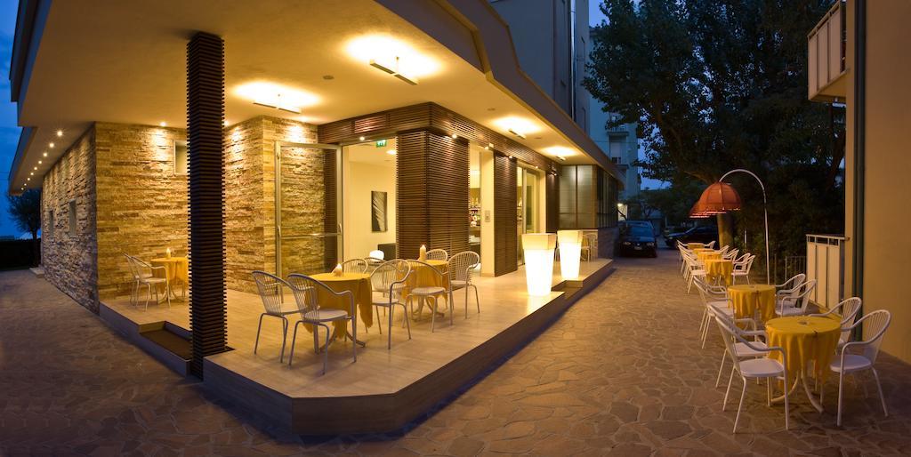 Hotel Villa Saba Bellaria-Igea Marina Exterior foto